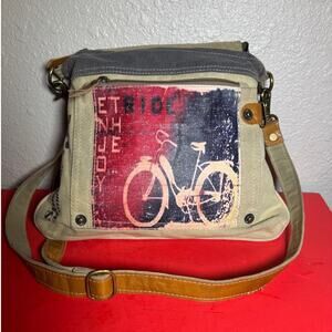 Spaghetti Marmalade 57 Enjoy The Ride Canvas Crossbody Purse Multiple pockets